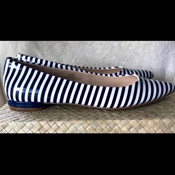 Nine West Flats - Picture 3 of 3